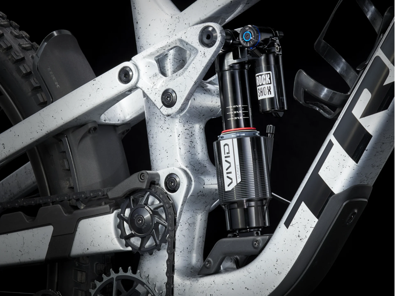 Trek Slash 9.9 XO AXS Gen 6 Full Suspension Mountain Bike 2024 in Argent Drizzle-5